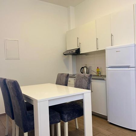 Villa Klara Apartments Башка-Вода Екстер'єр фото