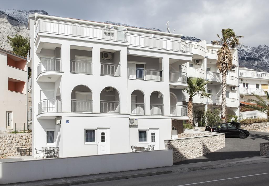 Villa Klara Apartments Башка-Вода Екстер'єр фото