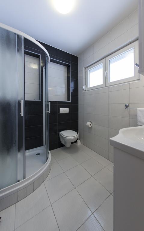 Villa Klara Apartments Башка-Вода Екстер'єр фото